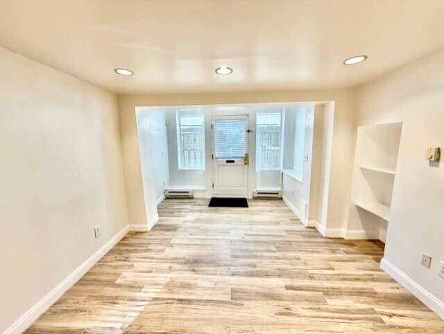 Building Photo - 45 Bowdoin St