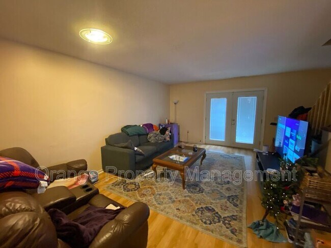 Building Photo - 1108 Tiger Blvd