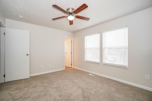 Building Photo - 3183 Innisbrook Ct