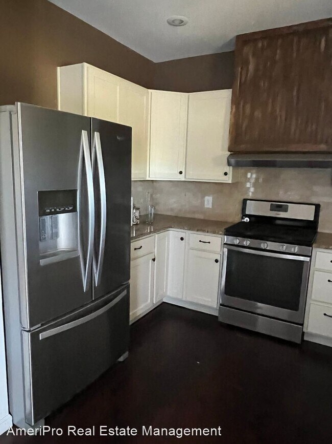 Building Photo - 2 br, 2 bath House - 627 Maxwell St.