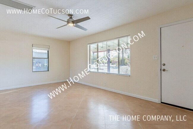 Building Photo - 3949 E 2nd St