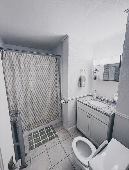 Primary Photo - 30 Worcester St