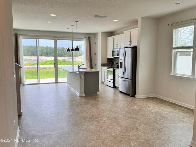 Building Photo - 5108 Angel Lake Dr