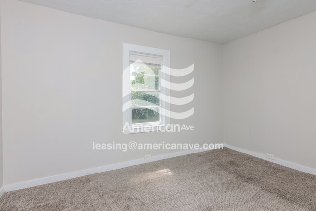 Building Photo - 1230 13th Ave