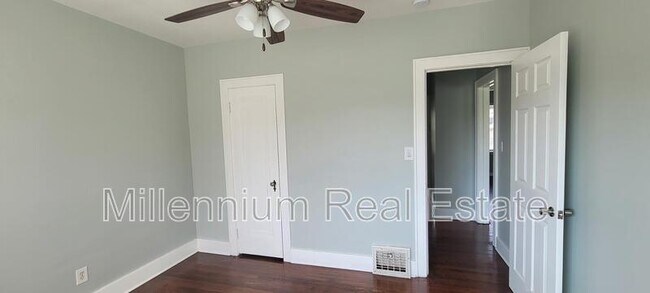 Building Photo - 555 Wesbrook St