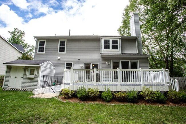 Building Photo - 2807 Chapman Ct