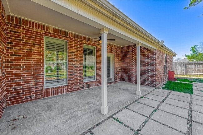 Building Photo - 31902 Forest Pine Ct