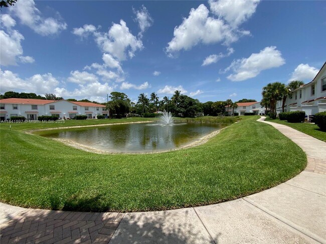 Building Photo - 22159 Majestic Woods Way