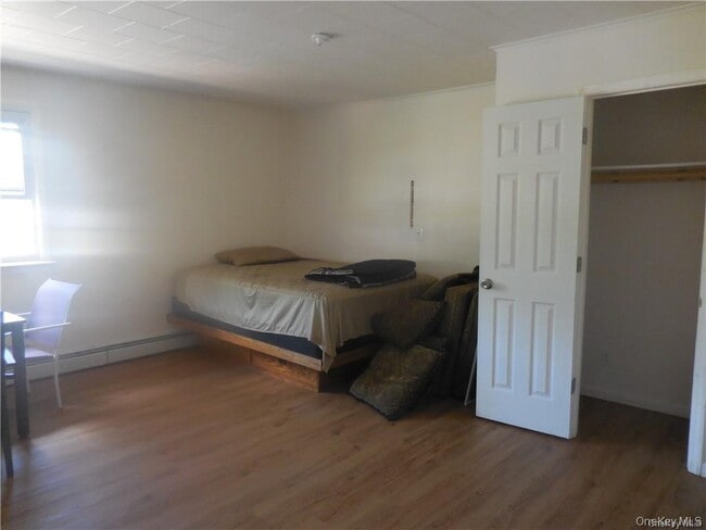 Building Photo - 67 N Main St