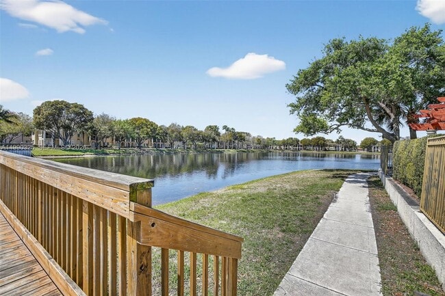 Building Photo - 2496 Centergate Dr