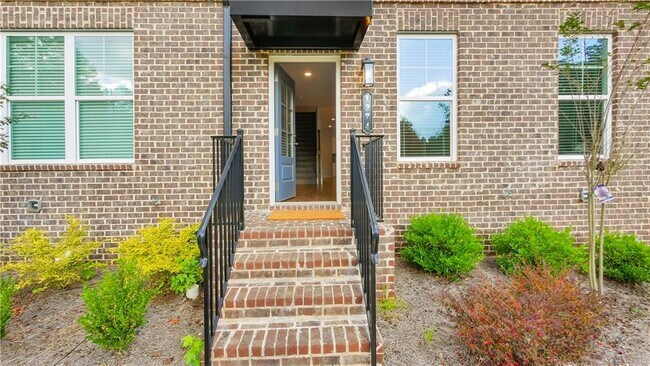 Building Photo - 1274 Ainsworth Alley