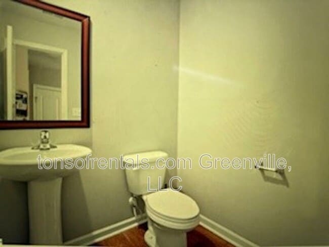 Building Photo - 304 Millen Dr