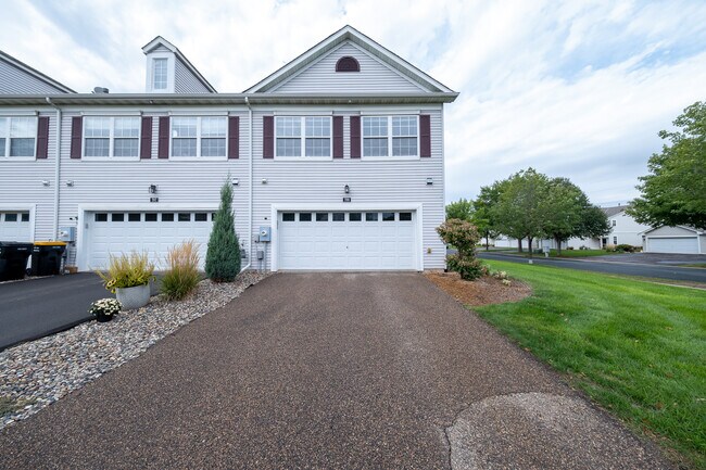 Building Photo - 799 Cobblestone Way