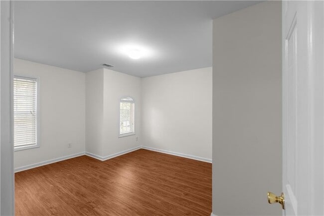 Building Photo - 3127 Wyesham Cir