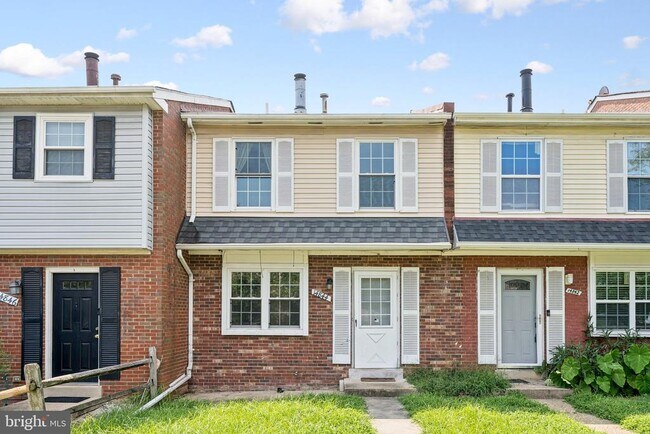 Primary Photo - 14844 Cherrydale Dr
