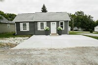 Building Photo - 500 B St