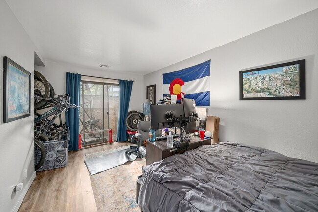 Building Photo - AVAILABLE JULY - 3 Bed / 2 Bath CLOSE TO CAL POLY
