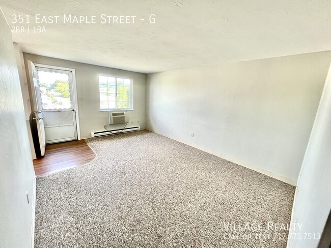 Building Photo - Affordably Priced 2-Bed with eat-in kitche...