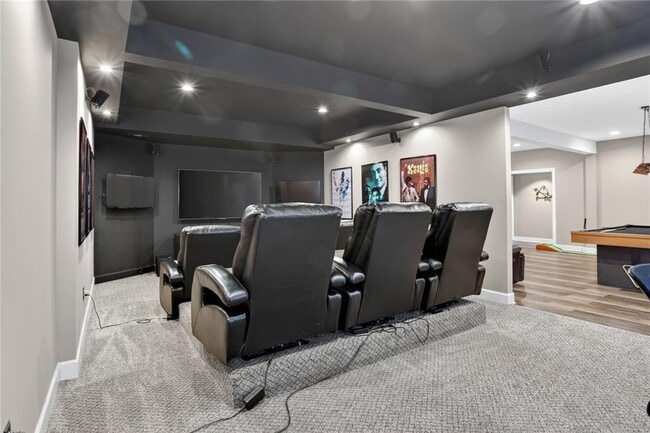 Building Photo - 2502 Regency Lake Dr