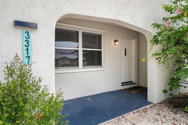 Building Photo - 3317 NE Jeannette Dr