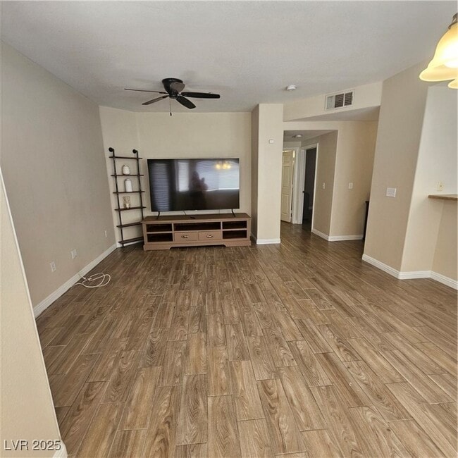 Building Photo - 833 Aspen Peak Loop