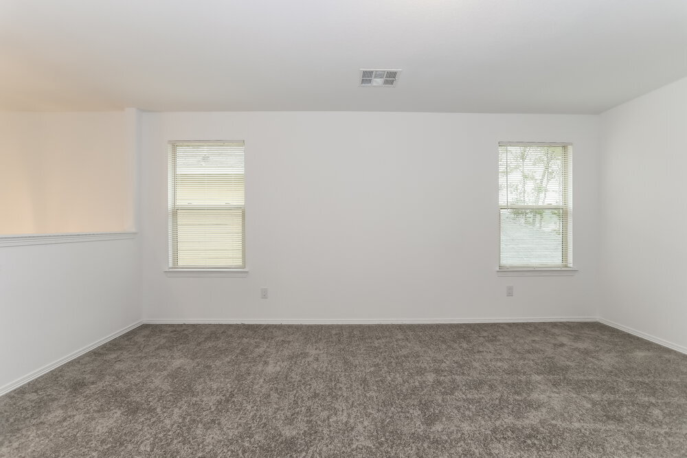 Building Photo - 16726 Rover Ln