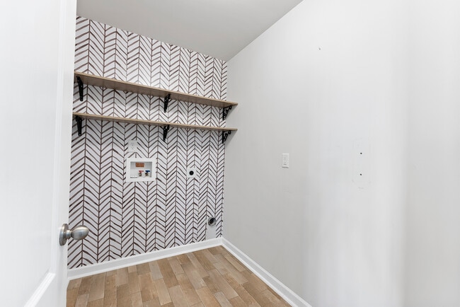 Building Photo - 4320 Lenity Ln