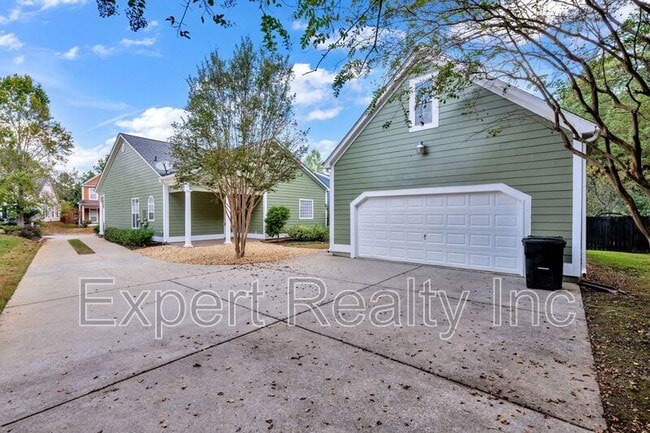 Building Photo - 6285 S Clubview Cir