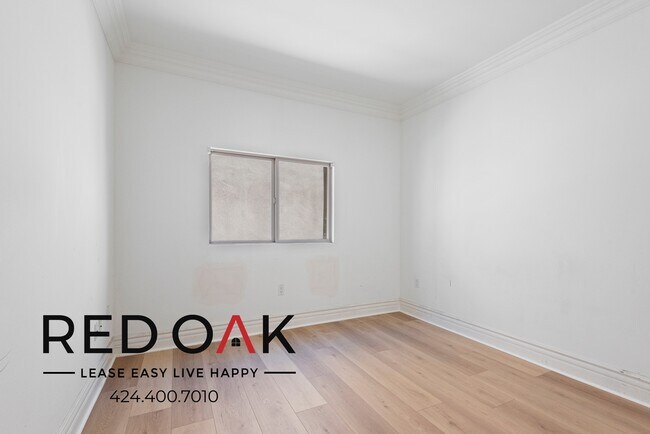 Building Photo - 10640 Woodbridge St