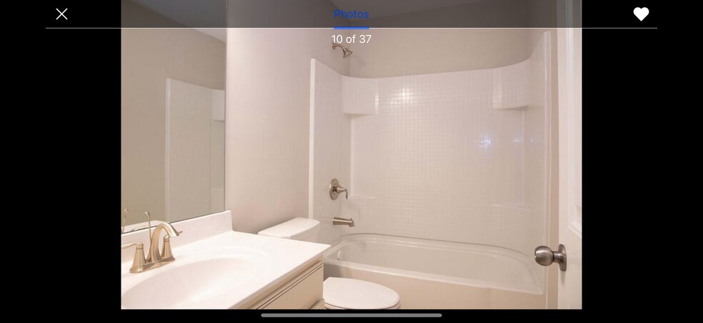 Building Photo - 1210 Foxcroft Ln
