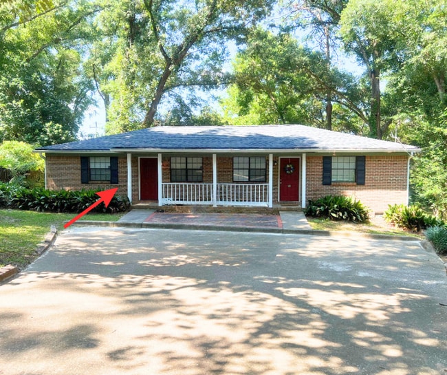 Primary Photo - COMING SOON – 2BR/1BA Duplex in Tallahasse...