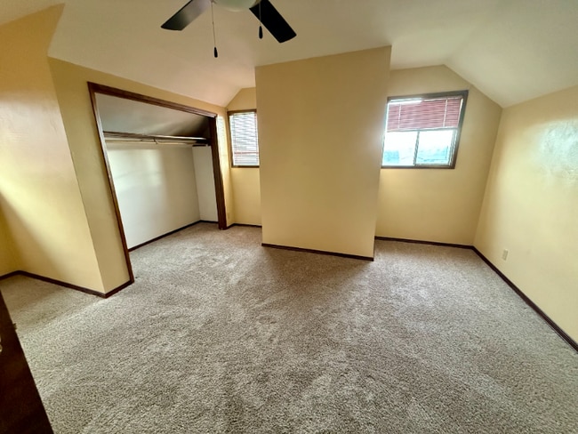 Building Photo - 565 Franklin Ct