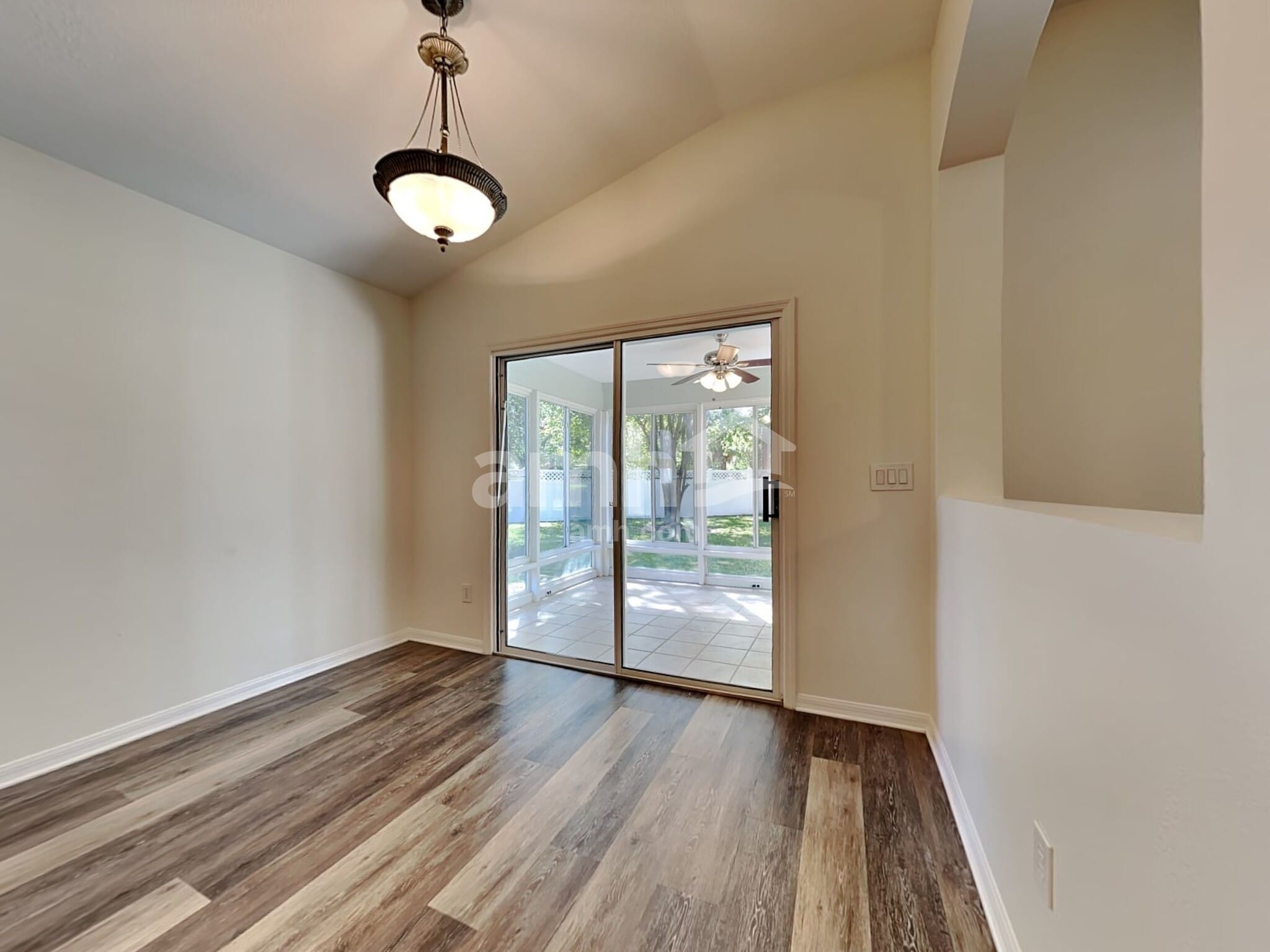 Building Photo - 408 Corklan Ct