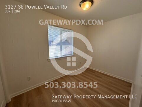 Building Photo - 3127 SE Powell Valley Rd
