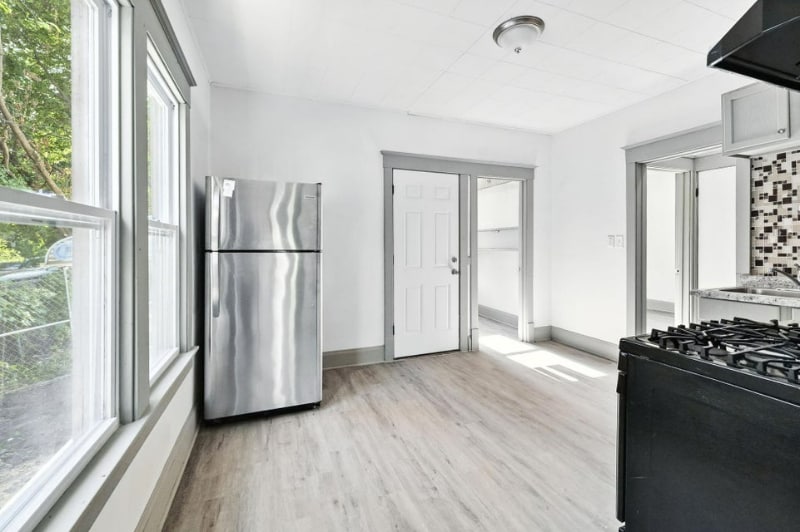 Building Photo - 3279 N 28th St