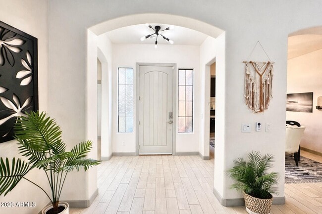 Building Photo - 3467 N Hooper St