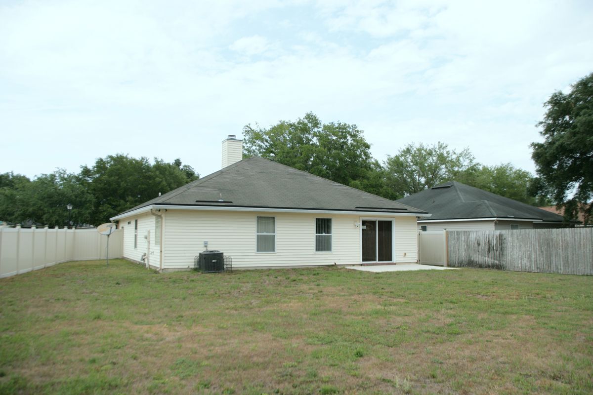 Building Photo - 8452 Stelling Dr S