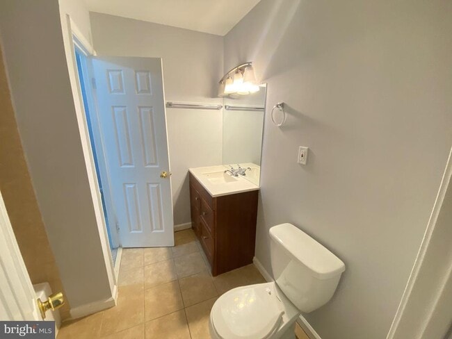 Building Photo - 9244 Sprucewood Rd