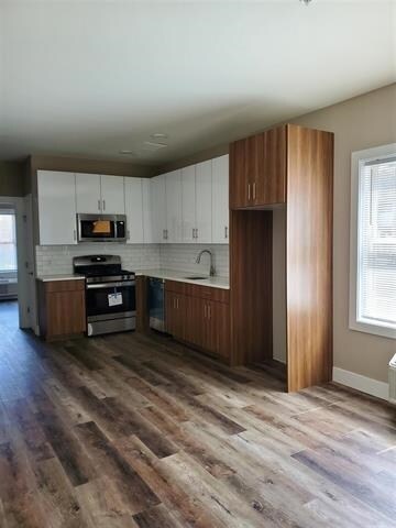 Building Photo - 545 39th St