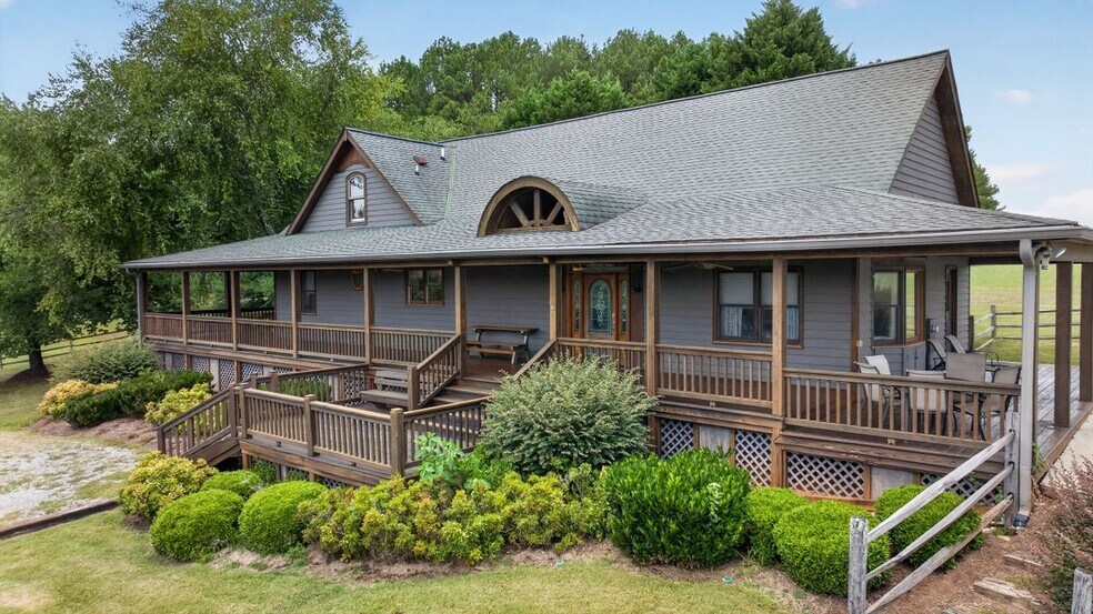 Building Photo - 441 State Rd 1541