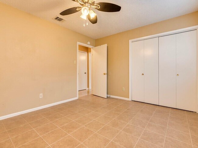 Building Photo - 9204 Sedgemoor Trail