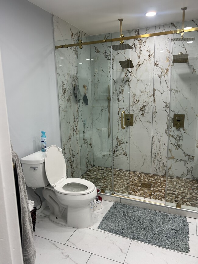 Building Photo - 6610 Cottontail Ct