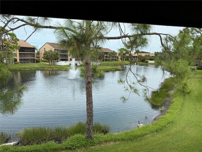 Building Photo - 5770 Ashton Lake Dr