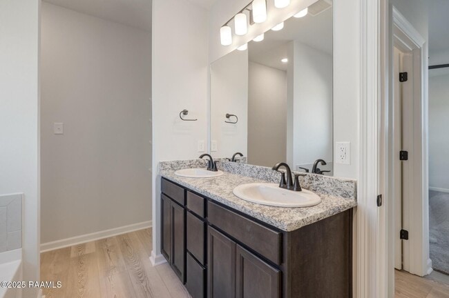 Building Photo - 225 Wakely Ct