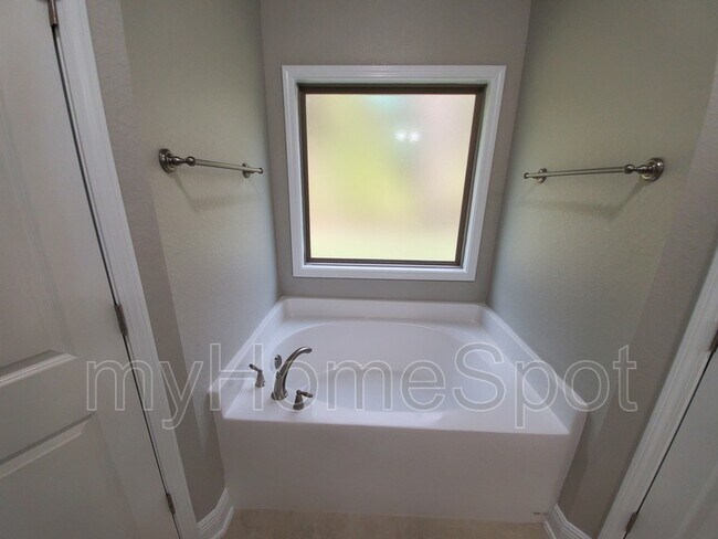 Building Photo - 5354 Woodlet Ct