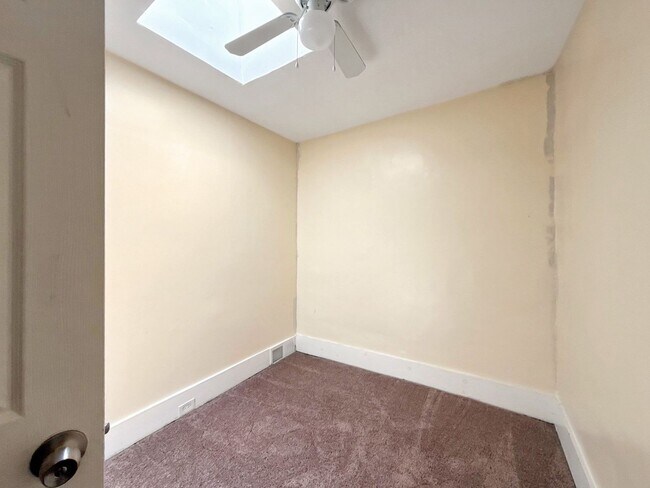Building Photo - Charming Baltimore Rowhome with Updated Kitchen, Covered Front Porch & Basement
