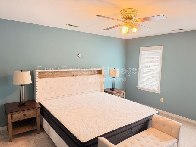 Building Photo - 11809 Sanbury Ln