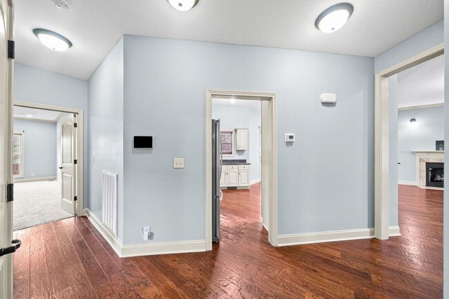 Building Photo - 3 Bedroom 2 Bath Pet Friendly Home For Rent!