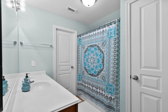 Building Photo - 1634 Grable Cove Ln