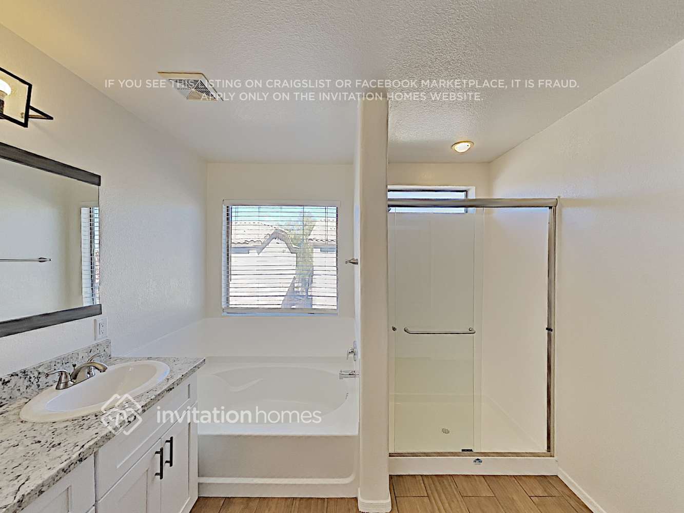 Building Photo - 2554 E Indian Wells Pl